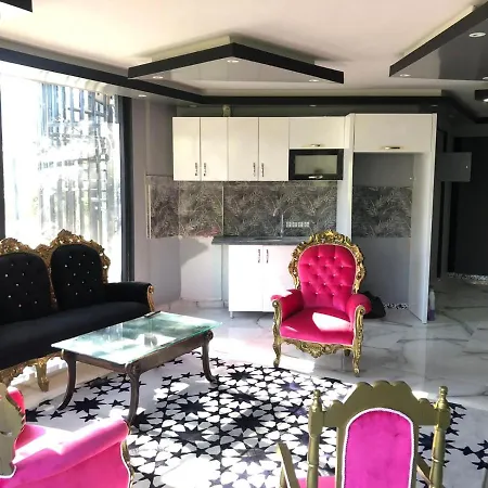 Larina & Spa 5*